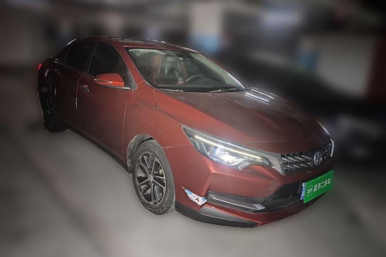 Used Venucia D60 2019 100 000 Honor 1.6L XL CVT Chenku Edition China V Standard Front Right 45 Deg