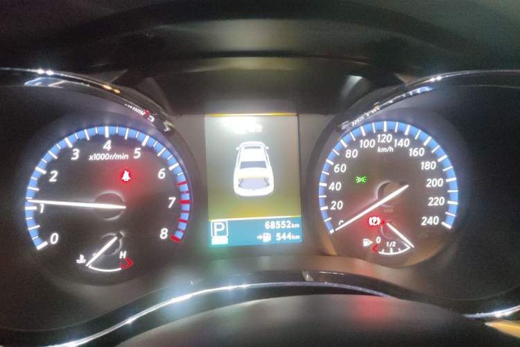 Used Venucia D60 2019 100 000 Honor 1.6L XL CVT Chenku Edition China V Standard Instrument Cluster