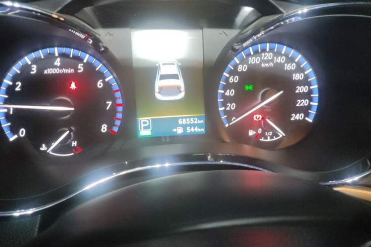 Used Venucia D60 2019 100 000 Honor 1.6L XL CVT Chenku Edition China V Standard Odometer Close Up