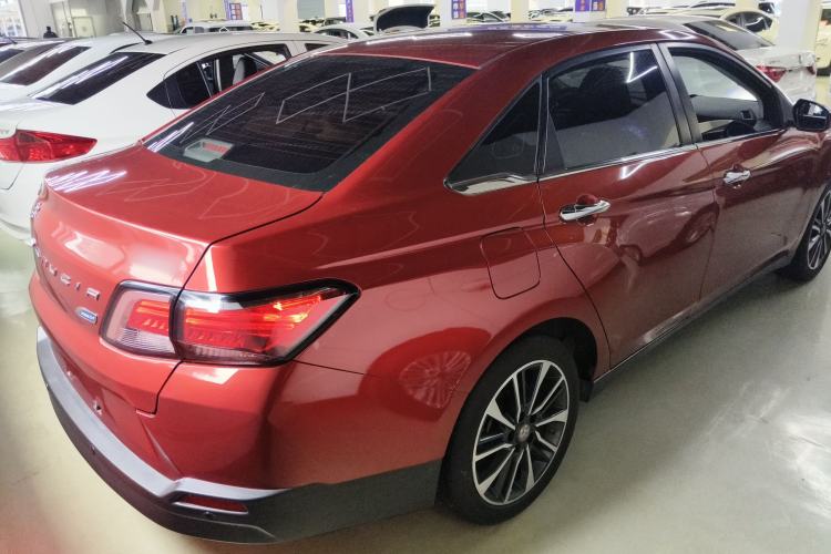 Used Venucia D60 2019 100 000-Yuan Glory 1.6L XV CVT Chenyue Edition China VI Standard Rear Right 45 Deg