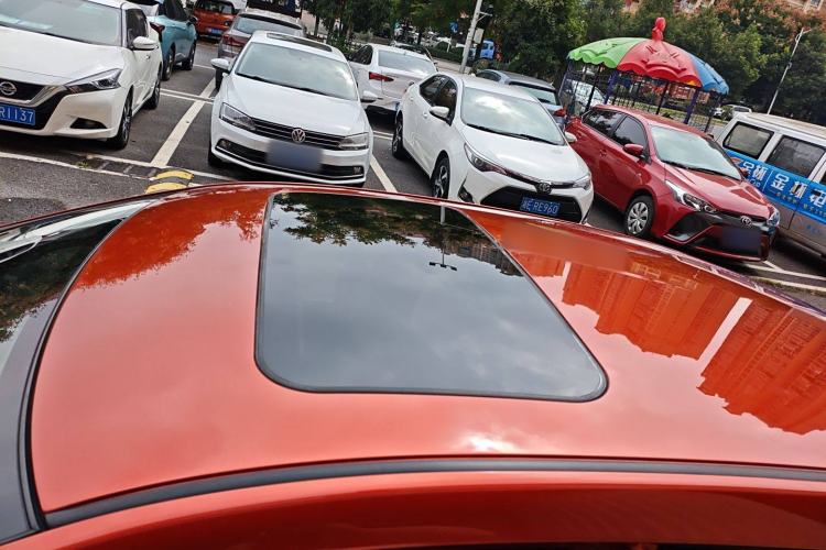 Used Venucia D60 2019 1.6L XL CVT SmartConnect Elite Edition (ISS) Roof