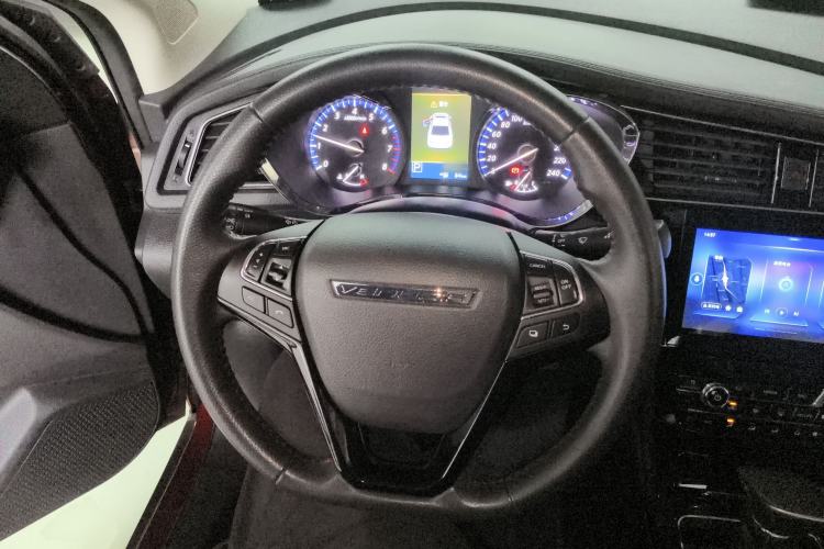 Used Venucia D60 2019 100 000-Yuan Glory 1.6L XV CVT Chenyue Edition China VI Standard Steering Wheel