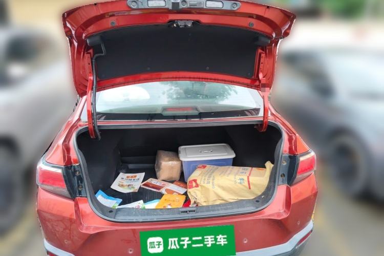 Used Venucia D60 2019 1.6L XL CVT Smart Connect Elite Edition Trunk