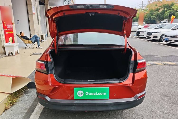 Used Venucia D60 2019 1.6L XL CVT SmartConnect Elite Edition (ISS) Trunk