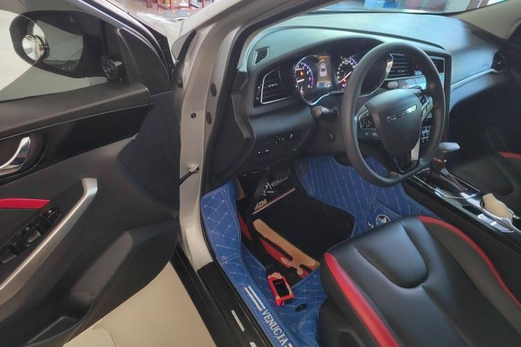 Used Venucia D60 2019 100 000 Honor 1.6L XL CVT Chenku Edition China VI Standard Driver Seat