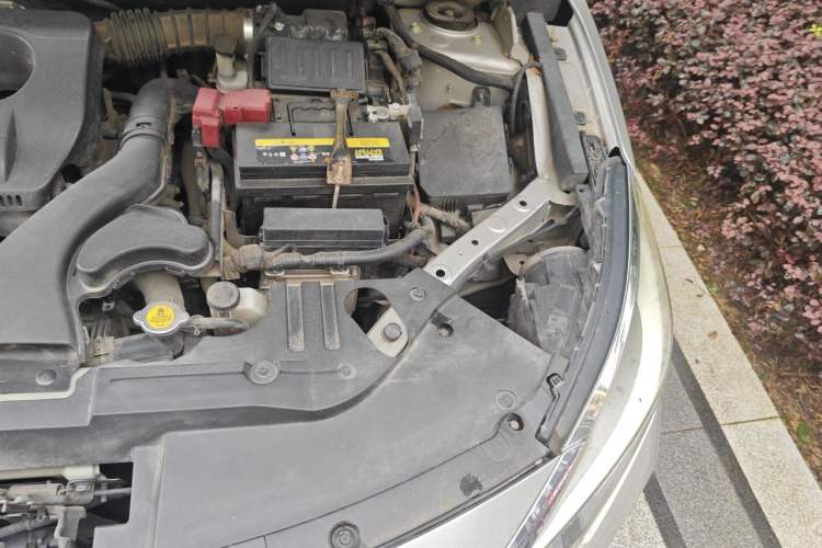 Used Venucia D60 2019 100 000 Honor 1.6L XL CVT Chenku Edition China VI Standard Engine Bay Left
