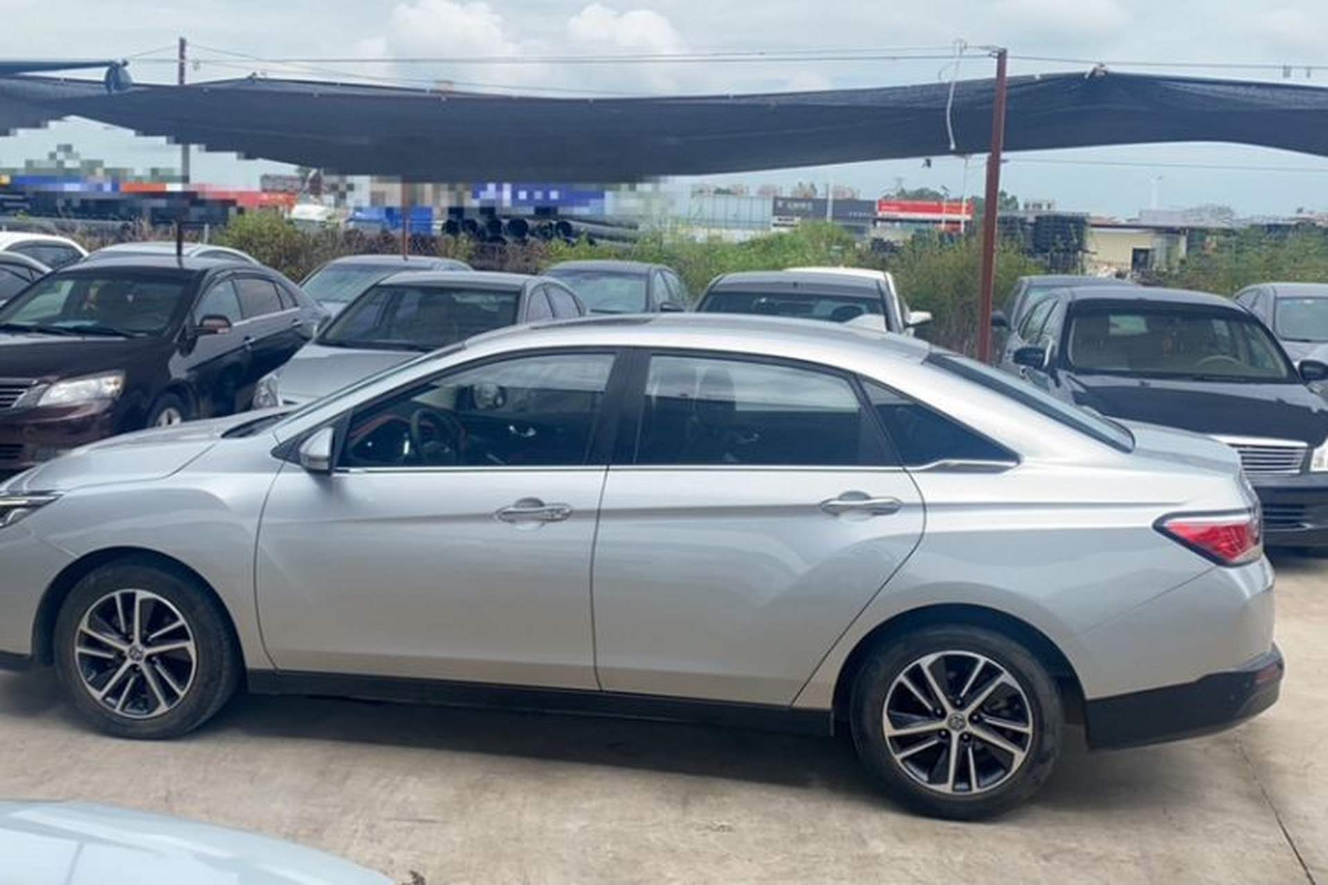 Used Venucia D60 2019 1.6L XL CVT SmartConnect Elite Edition (ISS) Exterior 2