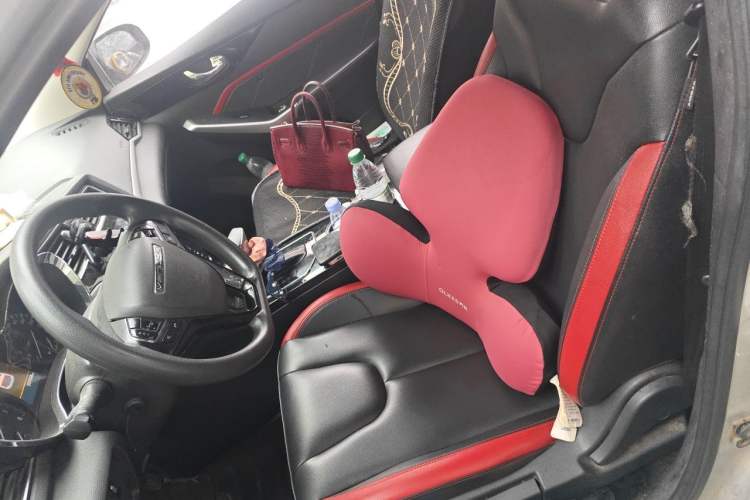 Used Venucia D60 2019 100 000 Honor 1.6L XL CVT Chenku Edition China VI Standard Left Front Seat
