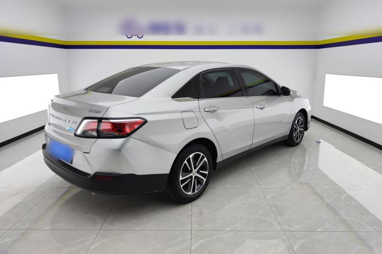 Used Venucia D60 2019 100 000 Honor 1.6L XL CVT Chenku Edition China VI Standard Rear Right 45 Deg