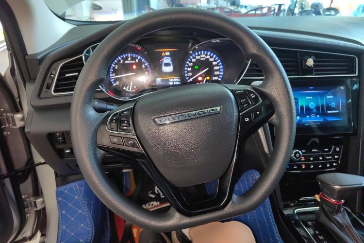 Used Venucia D60 2019 100 000 Honor 1.6L XL CVT Chenku Edition China VI Standard Steering Wheel