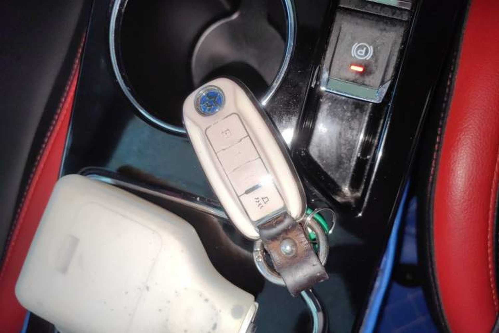 Used Venucia D60 2019 100 000 Honor 1.6L XL CVT Chenku Edition China VI Standard Vehicle Key
