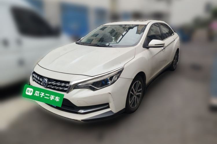 Used Venucia D60 2019 100 000 Honor 1.6L XL CVT Chenku Edition China VI Standard Guazi used car, China used car export, Used car for sale, Used cars, Cheapest cars for sale