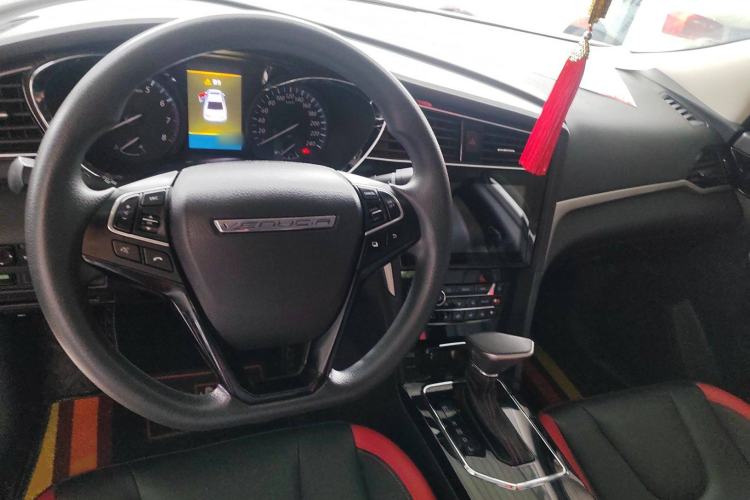 Used Venucia D60 2019 100 000 Honor 1.6L XL CVT Chenku Edition China VI Standard Audio And AC Panel