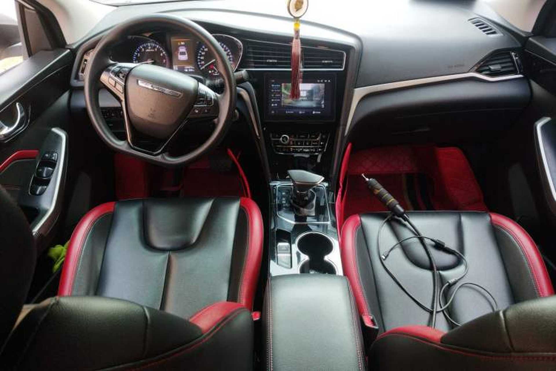 Used Venucia D60 2019 1.6L XL CVT SmartConnect Elite Edition (ISS) Audio And AC Panel