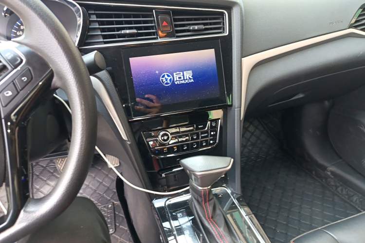 Used Venucia D60 2019 1.6L XL CVT Smart Connect Elite Edition Audio And AC Panel