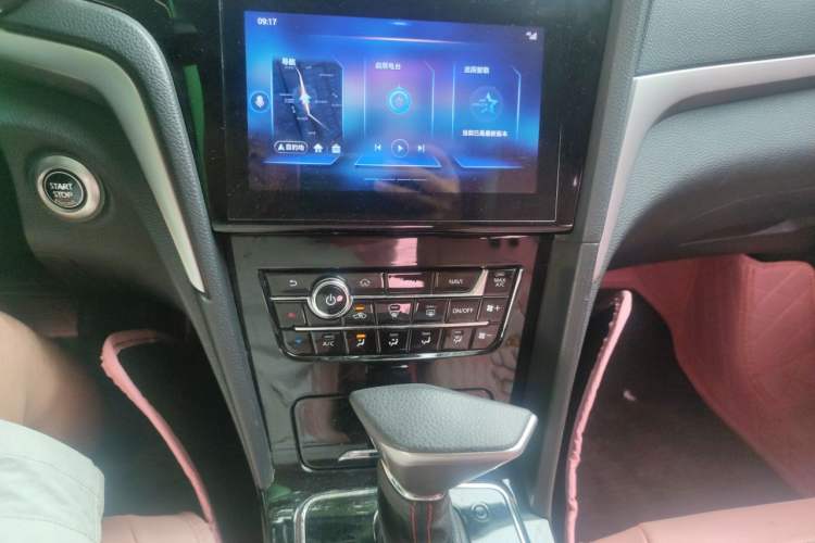 Used Venucia D60 2019 100 000 Honor 1.6L XL CVT Chenku Edition China VI Standard Audio And AC Panel