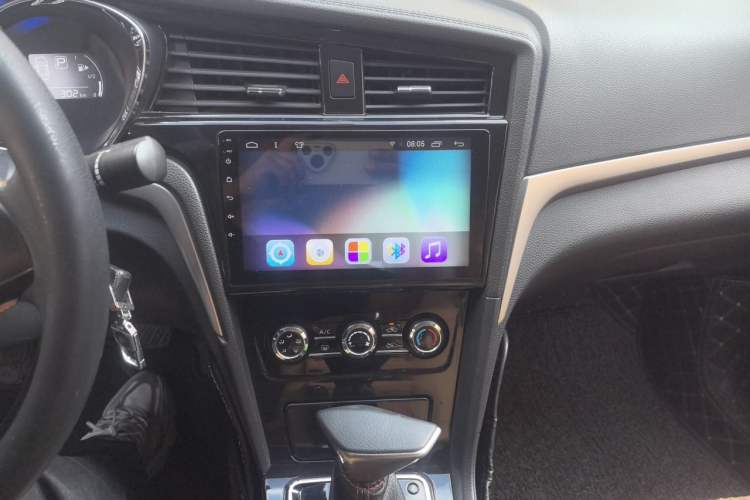 Used Venucia D60 2019 100 000-Yuan Glory 1.6L XE CVT Chenxiang Edition China VI Standard Audio And AC Panel