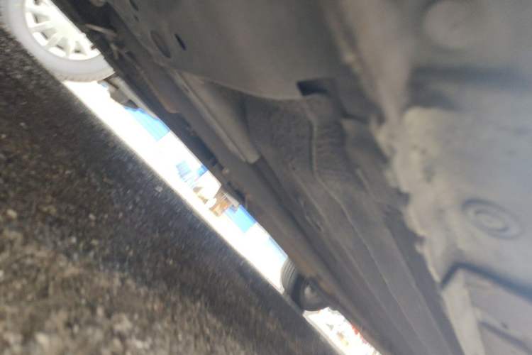 Used Venucia D60 2019 100 000 Honor 1.6L XL CVT Chenku Edition China VI Standard Chassis Front Left