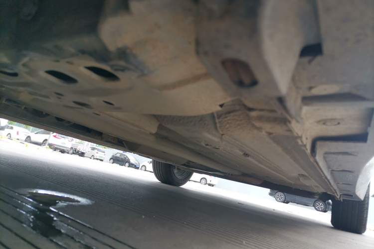 Used Venucia D60 2019 1.6L XL CVT Smart Connect Elite Edition Chassis Front Left