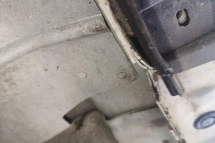 Used Venucia D60 2019 100 000 Glory 1.6L Entry Manual ChenShang Edition China VI Chassis Front Left