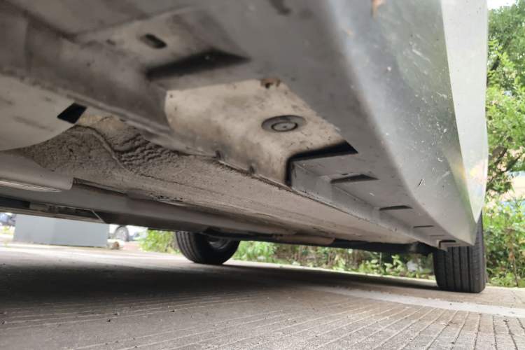 Used Venucia D60 2019 1.6L XL Manual SmartConnect Elite Edition Chassis Front Left