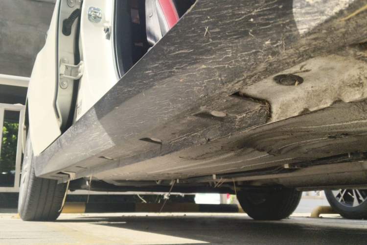 Used Venucia D60 2019 1.6L XL Manual SmartConnect Elite Edition Chassis Front Right