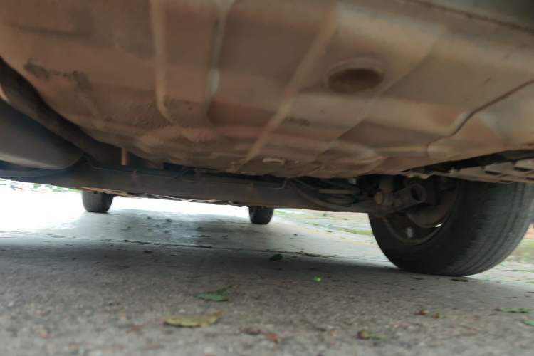 Used Venucia D60 2019 100 000 Glory 1.6L Entry Manual ChenShang Edition China VI Chassis Rear