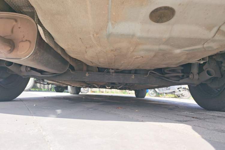 Used Venucia D60 2019 100 000 Glory 1.6L XL Manual Chenku Edition China VI Chassis Rear