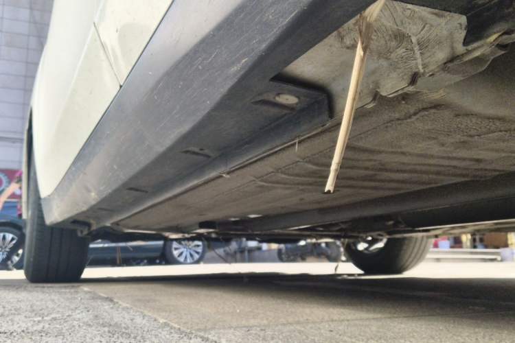 Used Venucia D60 2019 1.6L XL Manual SmartConnect Elite Edition Chassis Rear Left
