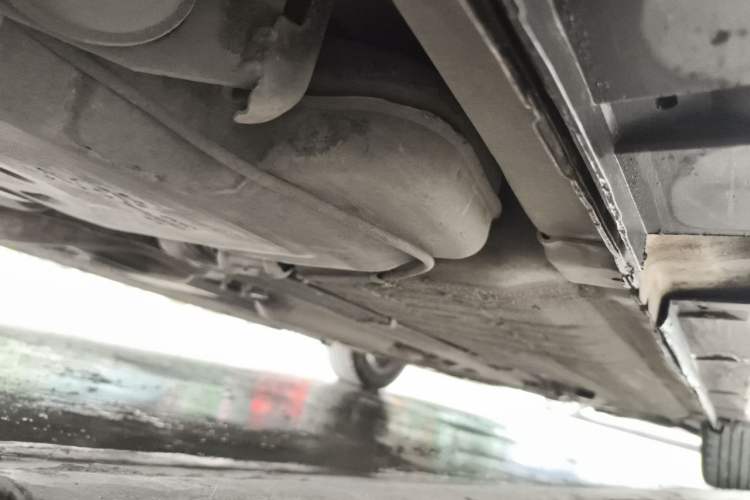 Used Venucia D60 2019 100 000 Honor 1.6L XL CVT Chenku Edition China VI Standard Chassis Rear Right