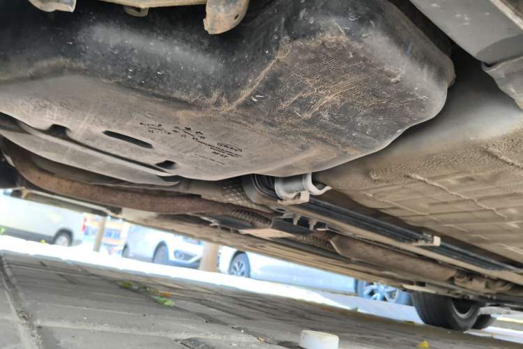 Used Venucia D60 2019 100 000 Honor 1.6L XL CVT Chenku Edition China VI Standard Chassis Rear Right