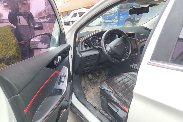 Used Venucia D60 2019 100 000-Yuan Glory 1.6L XE Manual – Chenxiang Edition China VI Driver Seat