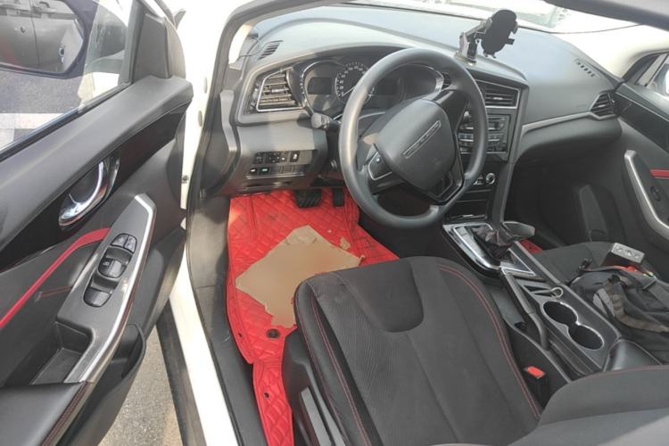 Used Venucia D60 2019 1.6L XE CVT Comfort Edition Driver Seat