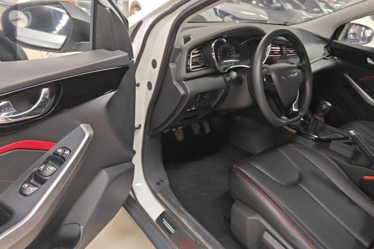 Used Venucia D60 2019 100 000 Glory 1.6L Entry Manual ChenShang Edition China VI Driver Seat