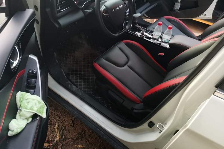 Used Venucia D60 2019 1.6L XL CVT Smart Connect Elite Edition Driver Seat