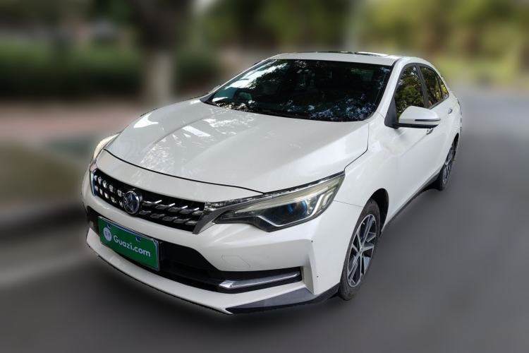 Venucia D60 2019 100 000 Honor 1.6L XL CVT Chenku Edition China VI Standard d’occasion Guazi used car, China used car export, Used car for sale, Used  cars, Cheapest cars for sale