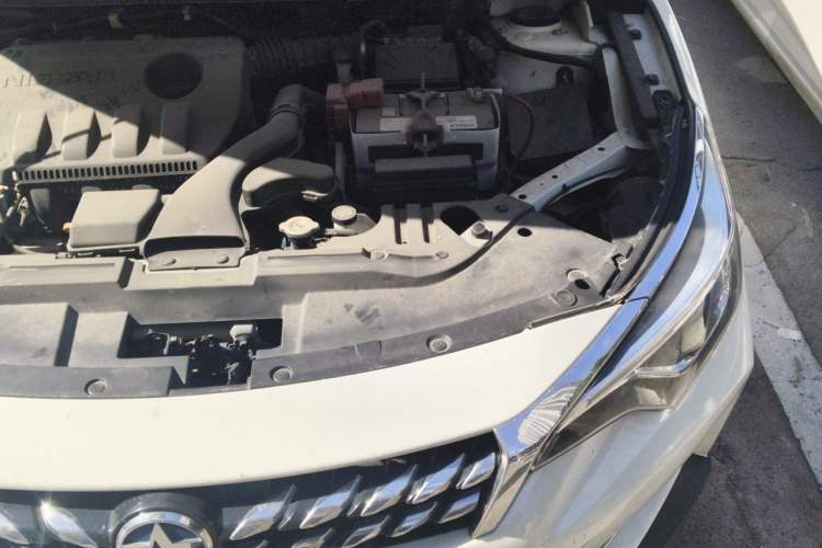 Used Venucia D60 2019 1.6L XL Manual SmartConnect Elite Edition Engine Bay Left