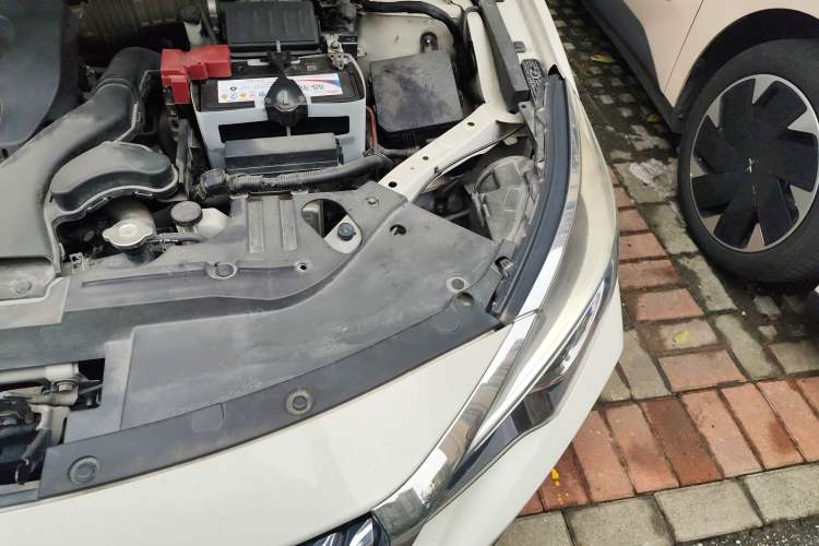 Used Venucia D60 2019 100 000 Honor 1.6L XL CVT Chenku Edition China VI Standard Engine Bay Left