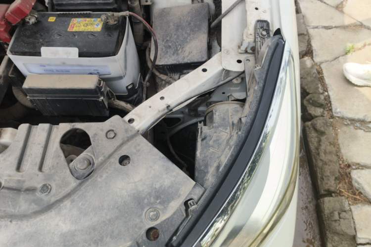 Used Venucia D60 2019 100 000 Glory 1.6L Entry Manual ChenShang Edition China VI Engine Bay Left