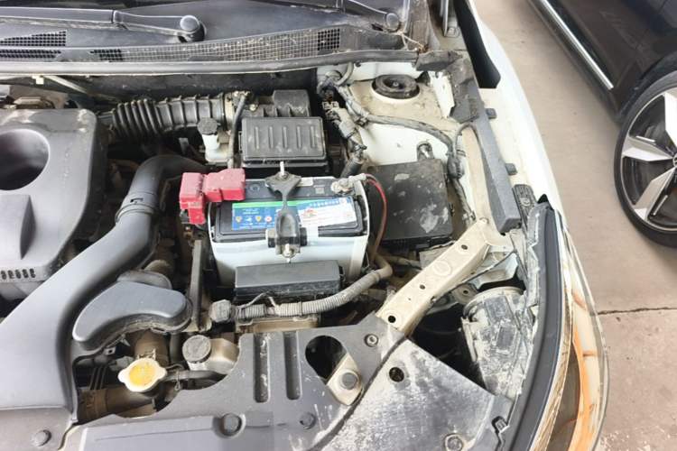 Used Venucia D60 2019 1.6L XL CVT Smart Connect Elite Edition Engine Bay Left