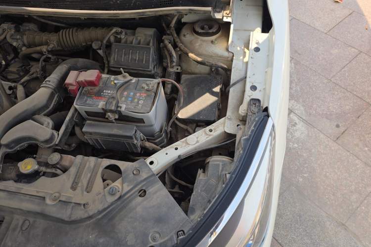 Used Venucia D60 2019 100 000 Glory 1.6L Entry Manual ChenShang Edition China VI Engine Bay Left