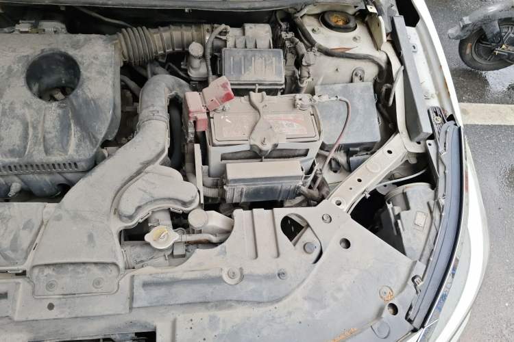 Used Venucia D60 2019 1.6L XL Manual SmartConnect Elite Edition Engine Bay Left