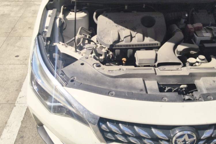 Used Venucia D60 2019 1.6L XL Manual SmartConnect Elite Edition Engine Bay Right