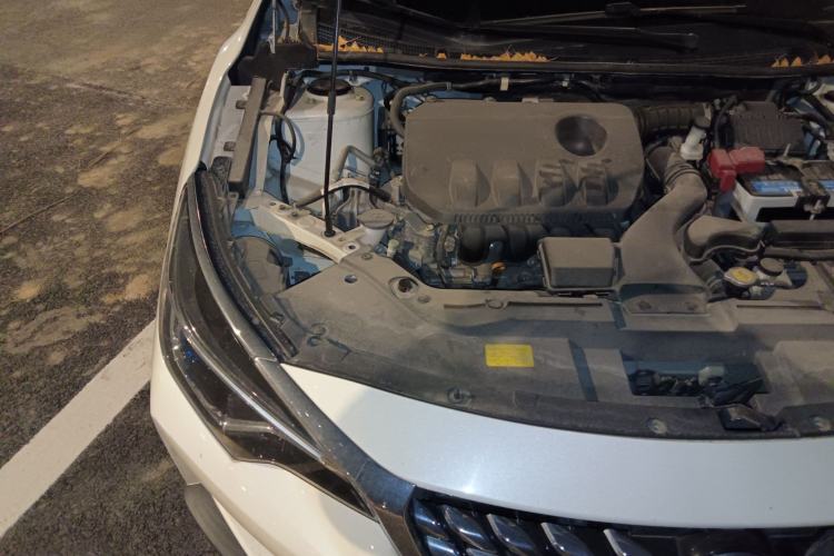 Used Venucia D60 2019 100 000 Honor 1.6L XL CVT Chenku Edition China VI Standard Engine Bay Right