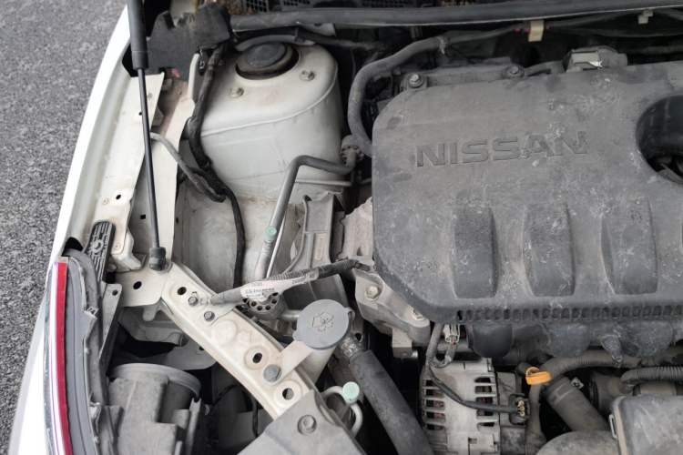 Used Venucia D60 2019 100 000 Honor 1.6L XL CVT Chenku Edition China VI Standard Engine Bay Right
