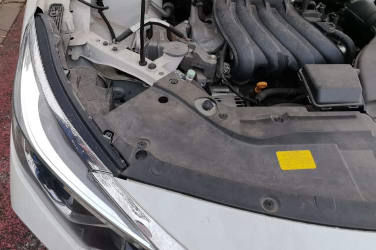Used Venucia D60 2019 100 000 Glory 1.6L Entry Manual ChenShang Edition China VI Engine Bay Right