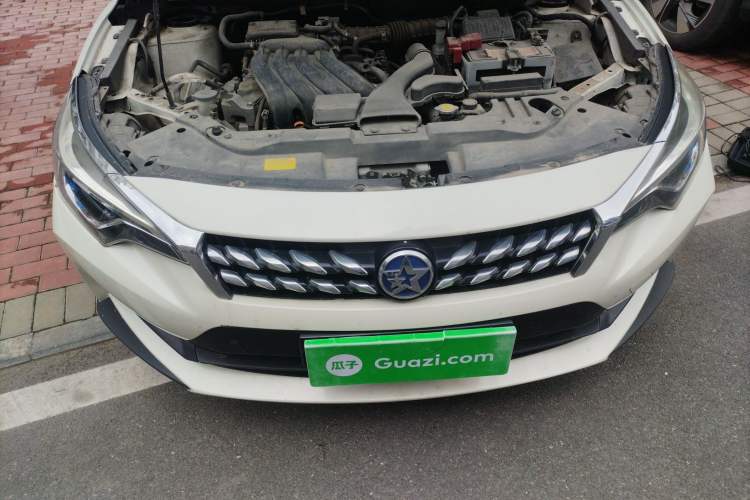 Used Venucia D60 2019 100 000-Yuan Glory 1.6L XE CVT Chenxiang Edition China VI Standard Engine Bay