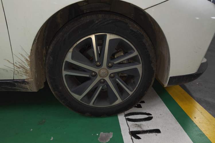 Used Venucia D60 2019 100 000 Honor 1.6L XL CVT Chenku Edition China VI Standard Exterior 1