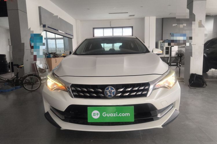 Used Venucia D60 2019 1.6L XL CVT Smart Connect Elite Edition Exterior 1