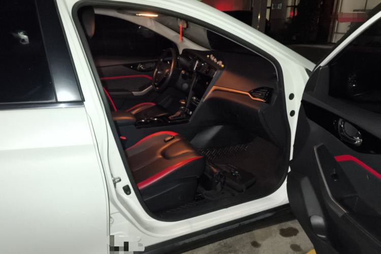 Used Venucia D60 2019 1.6L XL CVT Smart Connect Elite Edition Exterior 2